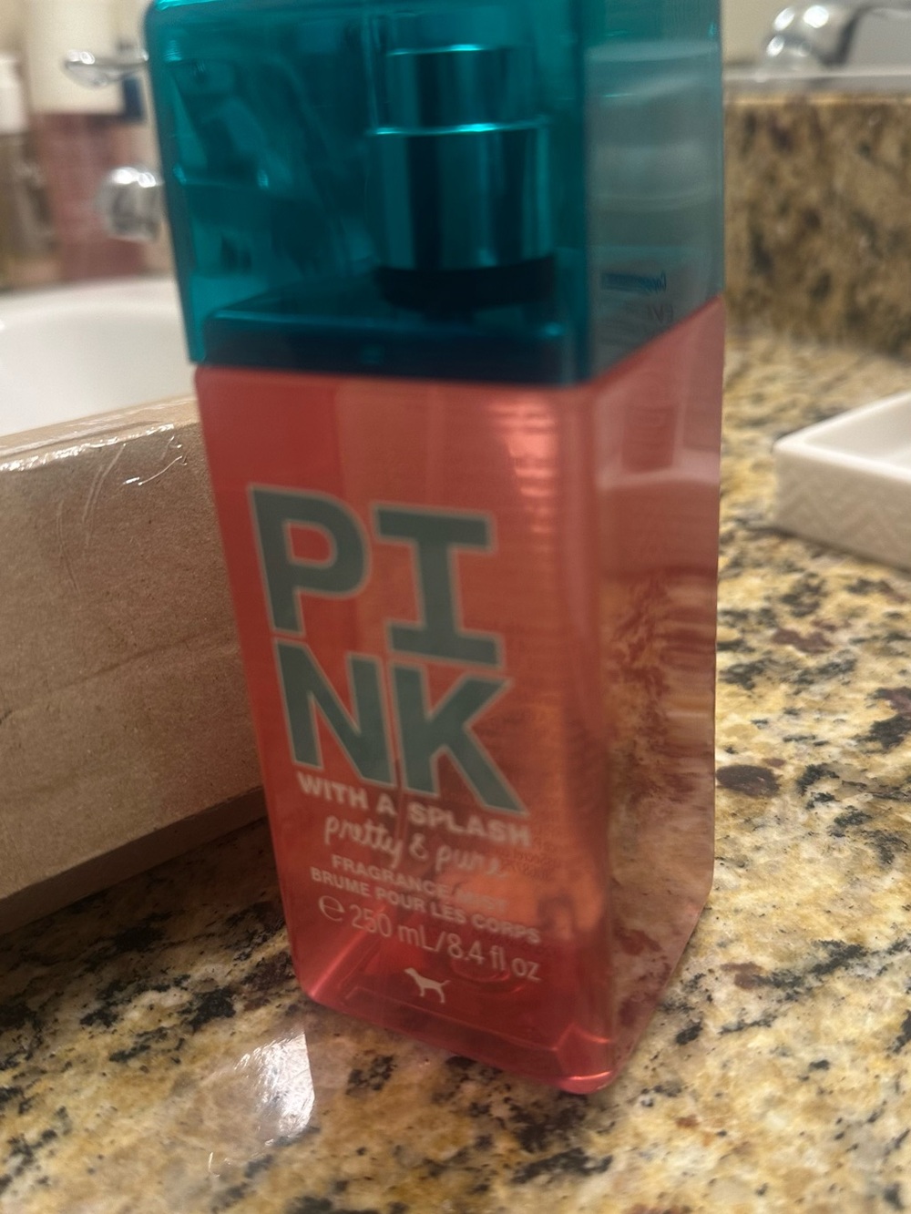 PINK Victoria's Secret Fragrance Mist Pretty & Pure - Picture 2 of 5